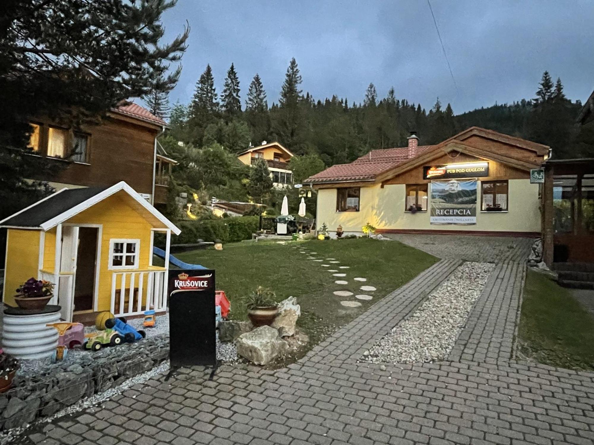 Penzion Pod Guglom Mlynky Екстер'єр фото